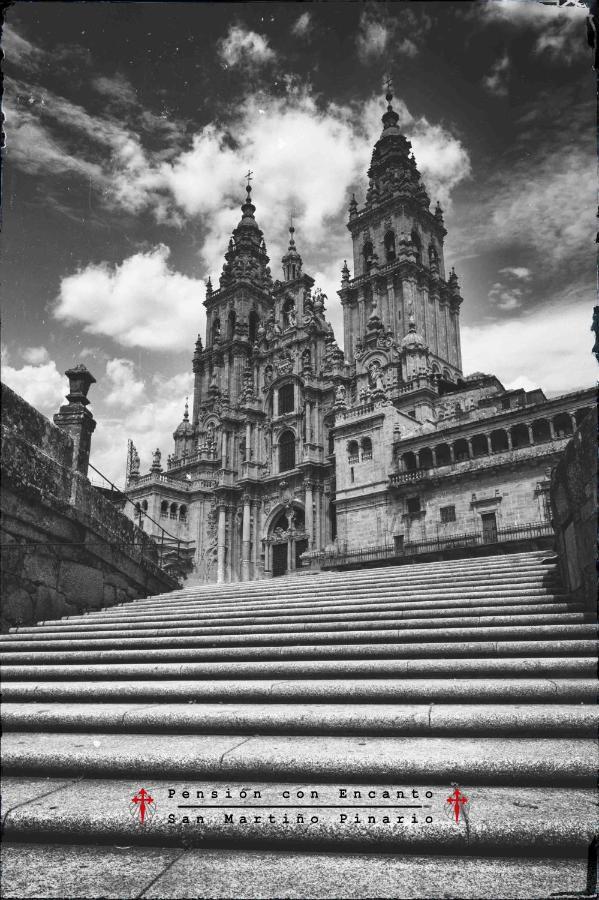 Pension Con Encanto San Martino Pinario Santiago de Compostela Bagian luar foto